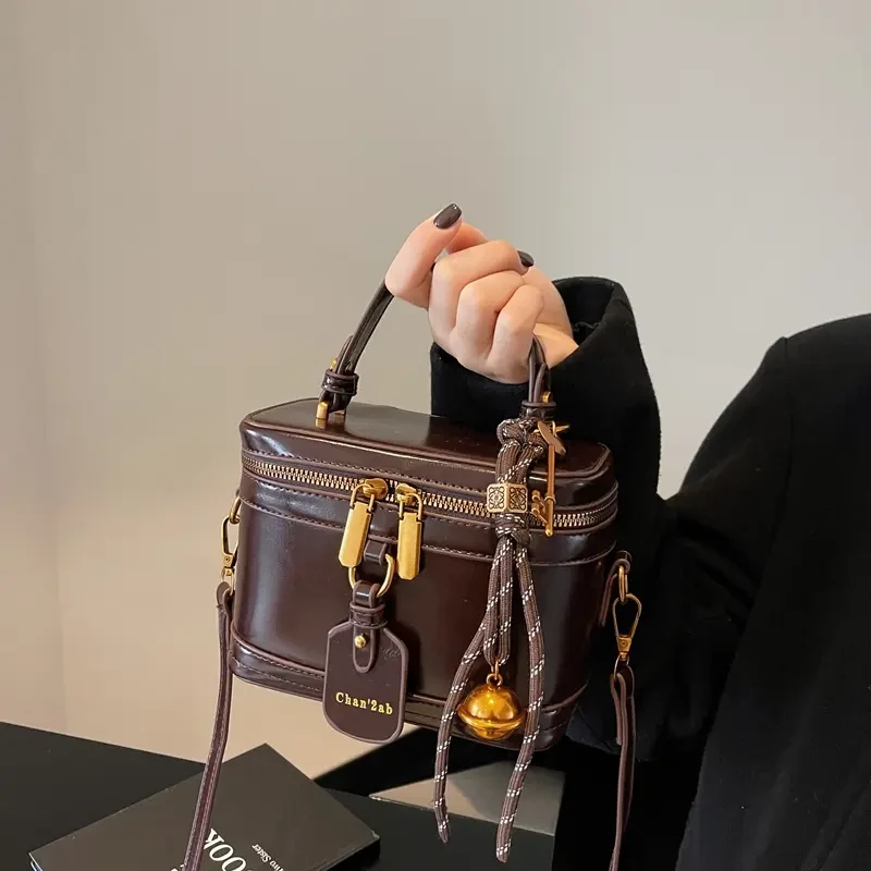 2025新款盒子包秋冬爆款时尚感小众手提小方包网红气质化妆包斜跨