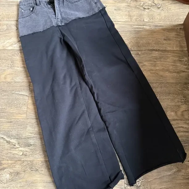 韩国新款拼接撞色宽松直筒牛仔裤女款（不退不换）特价小码