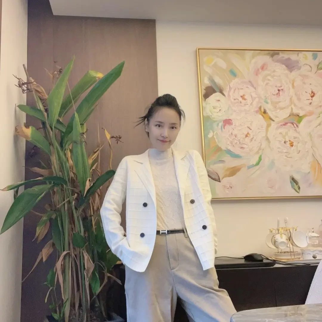 秋冬慵懒风V领刺绣针织长袖开衫上衣