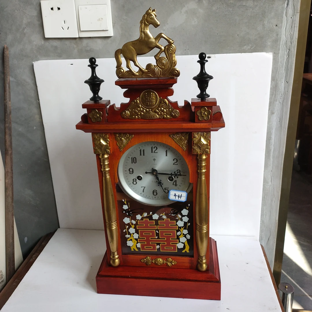 中式复古整点报时座钟适合家用客厅桌面摆放的台式钟表