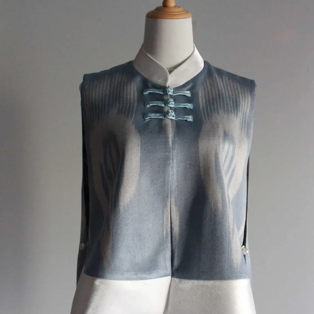 新疆艾德莱斯民族风马甲