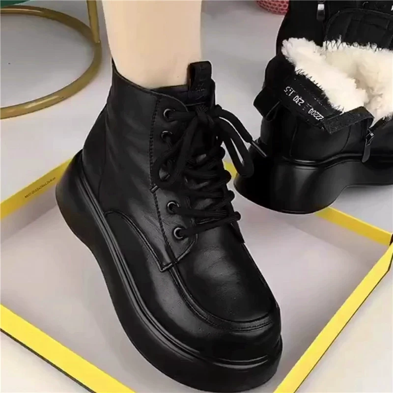 纯羊毛雪地靴女冬2024年新款加绒保暖厚底软底雪靴黑色短靴马丁靴