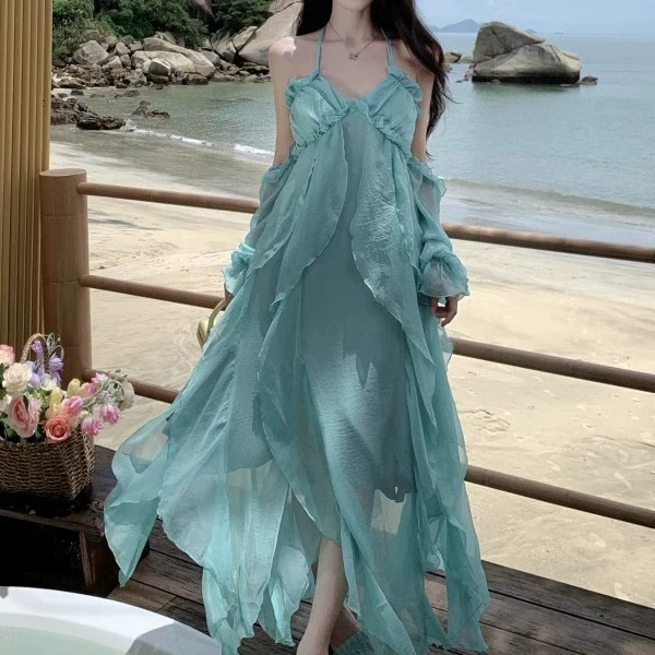 蓝绿度假海岛吊带连衣裙海边沙滩裙长裙风旅游拍照好看的仙女裙子