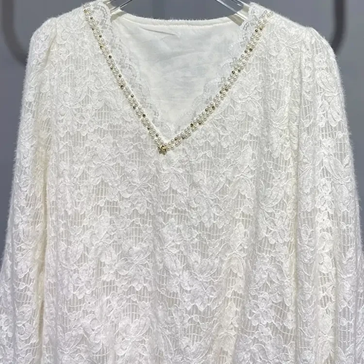 新款蕾丝拼接长袖加厚秋冬百搭洋气打底上衣