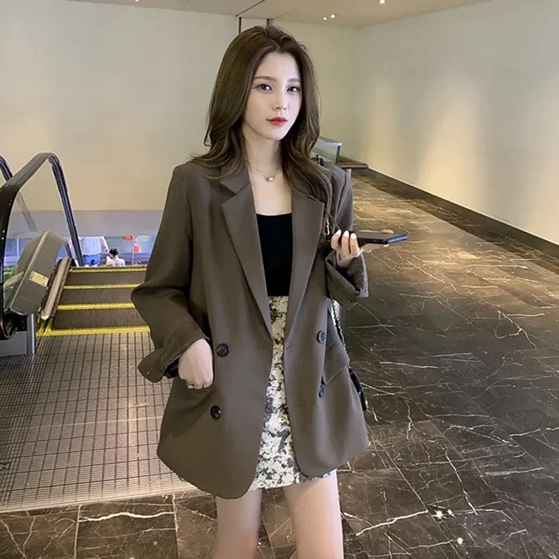 高级感炸街西装外套女秋冬韩版休闲 上班服宽松气质咖色小西服上