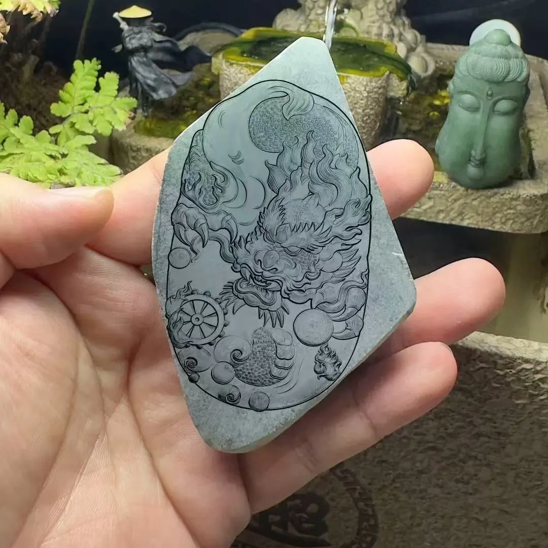 缅甸天然A货翡翠挂件