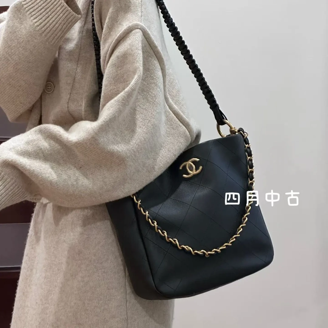 95新 Chanel/香奈儿 黑金小牛皮麻花肩带22b水桶tote包s芯片
