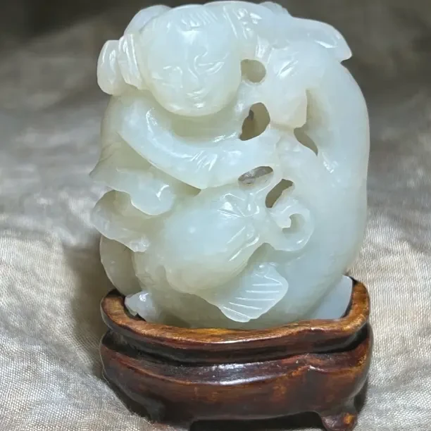 老和田玉【独占鳌头】摆件