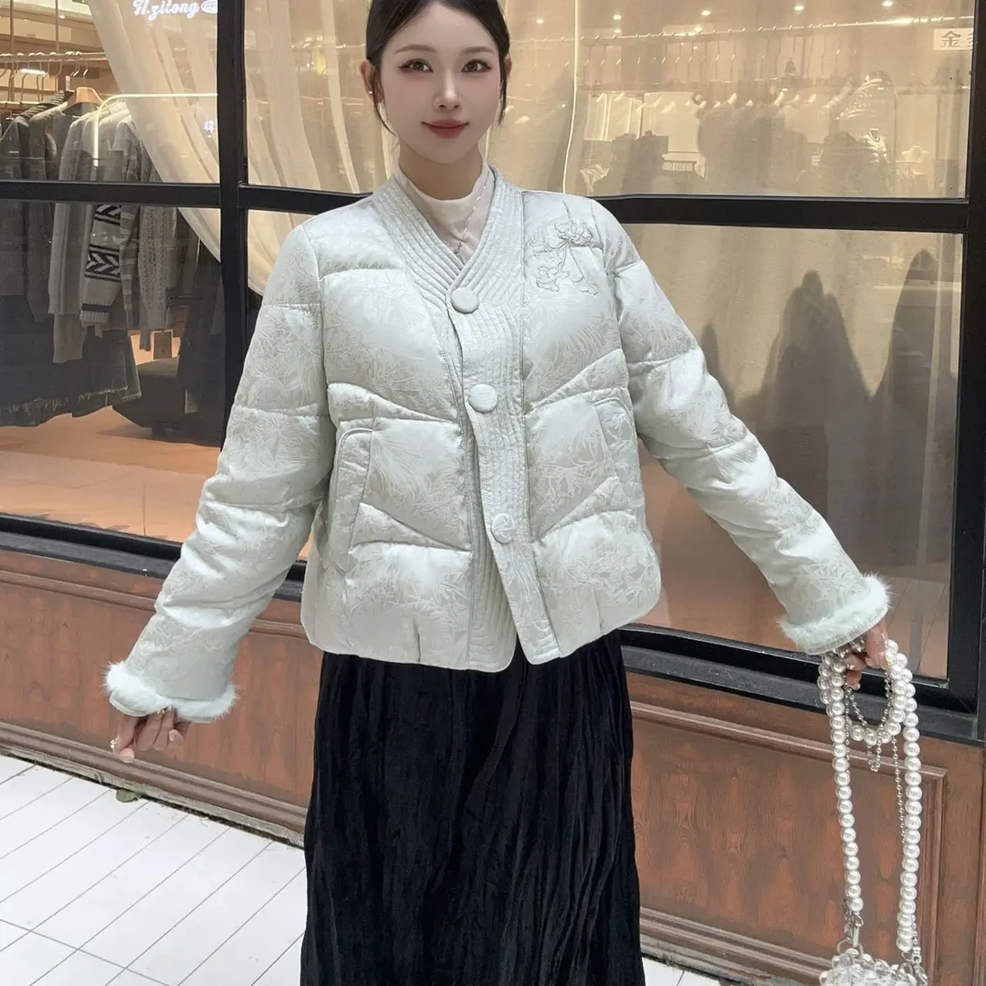 新中式国风粉色刺绣短款白鸭绒羽绒服冬季时尚百搭外套