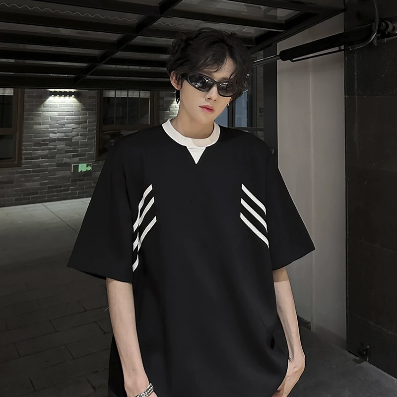 美式条纹垫肩t恤男夏季设计感小众V领短袖青少年宽松重磅半袖体恤