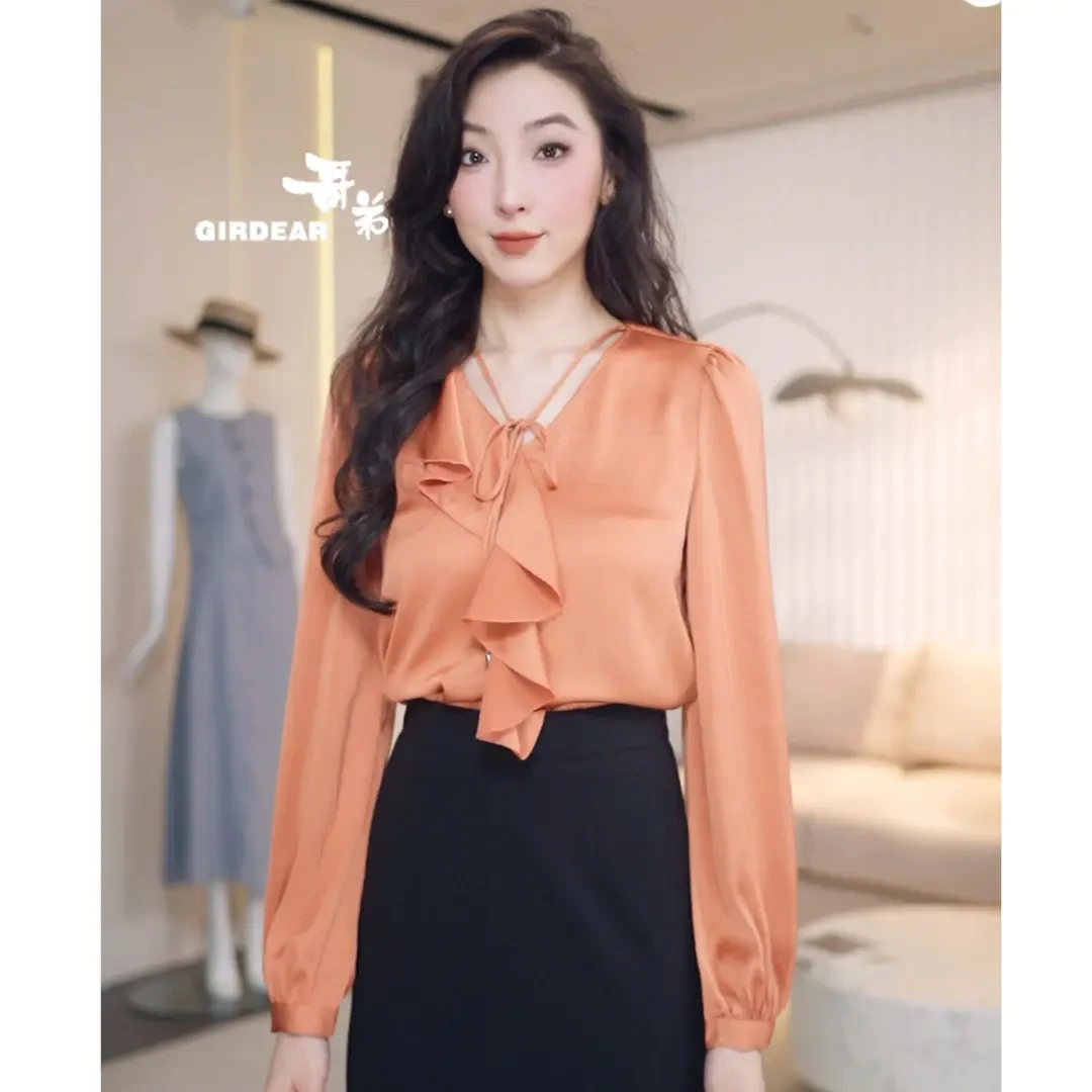 GIRDEAR/哥弟新款时尚气质捏褶荷叶边优雅通勤法式荷叶边V领衬衫