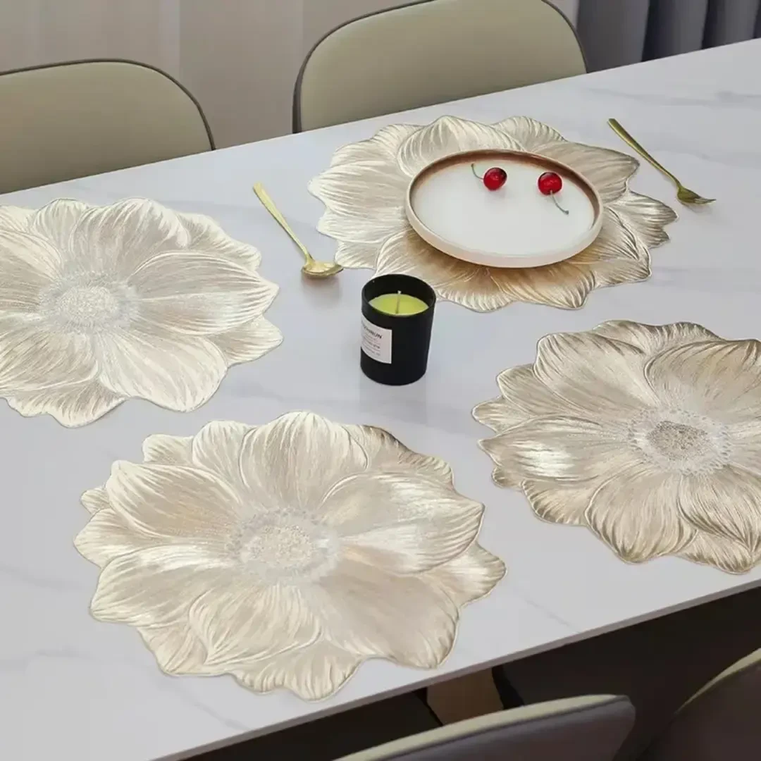 轻奢风荷花餐垫防热防水防油污pvc可水洗隔热垫酒店餐厅桌垫法式
