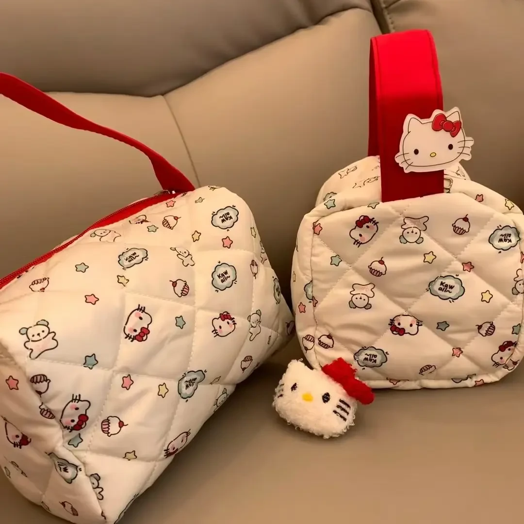 卡通HelloKitty猫咪化妆包日系耐脏高颜值新年礼物防水可爱手包TL
