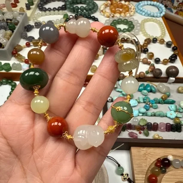 多宝和田玉女生款手串