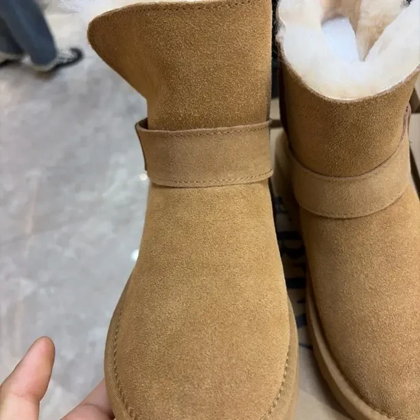 中筒厚底雪地靴加绒加厚增高防滑保暖时尚百搭女式棉靴翻边两穿