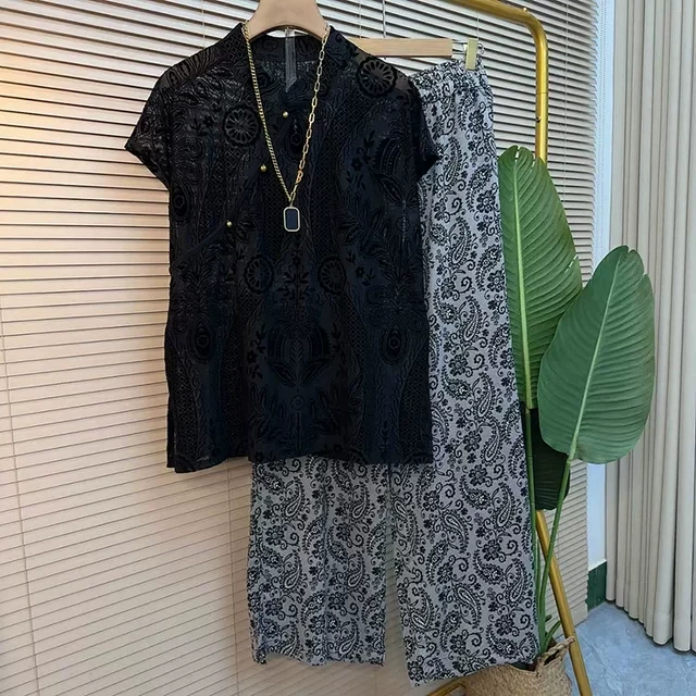 新中式轻奢胖妹妹2025时尚高级大码女装烧花盘扣开叉小衫裤子夏季