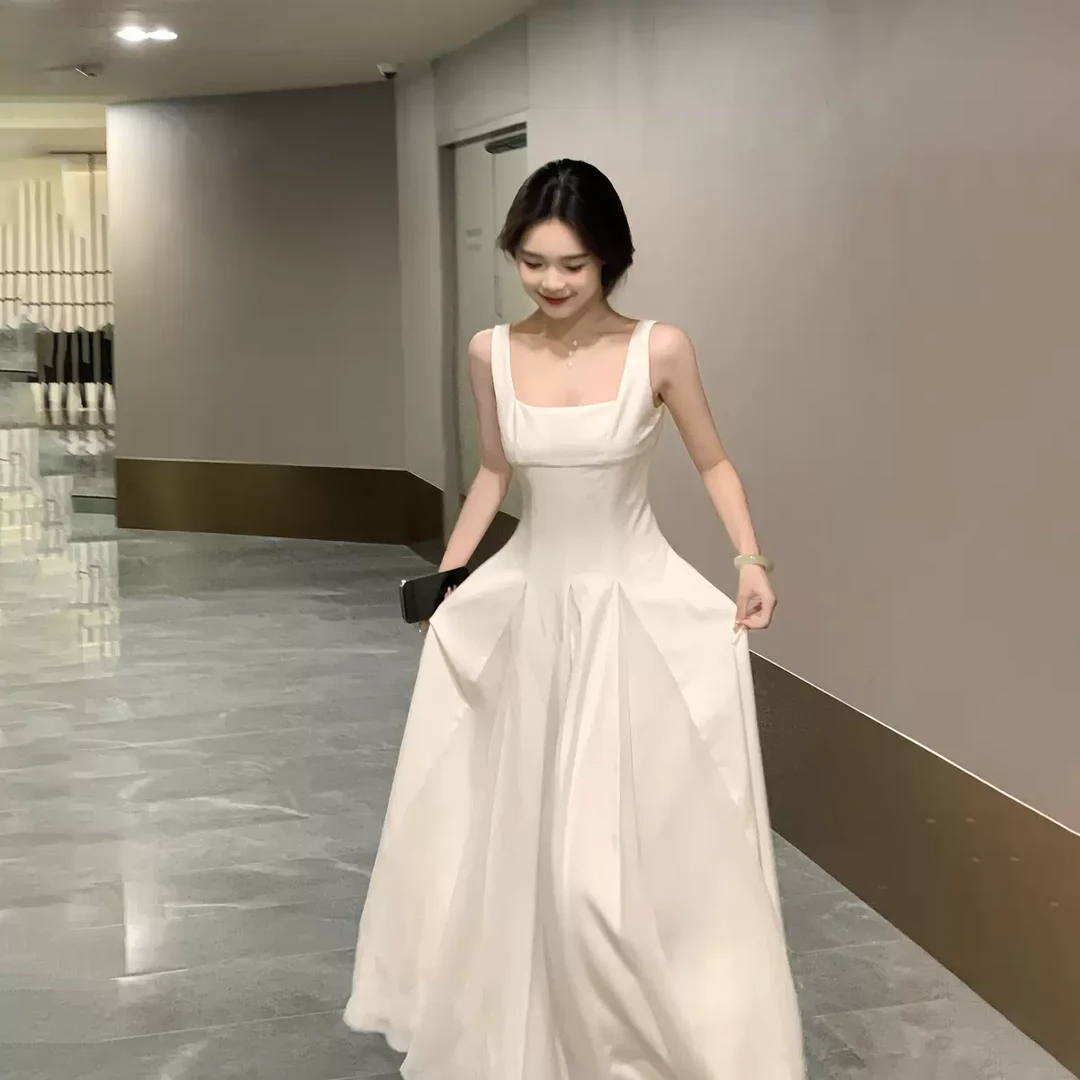 白色女装时尚爆款独特设计感大小搭2025新款气质整件