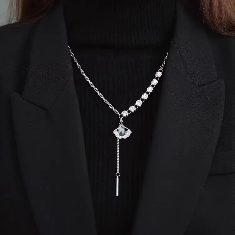 钛钢项链 银杏叶时尚浪漫高级感气质个性毛衣链轻奢女士百搭项链