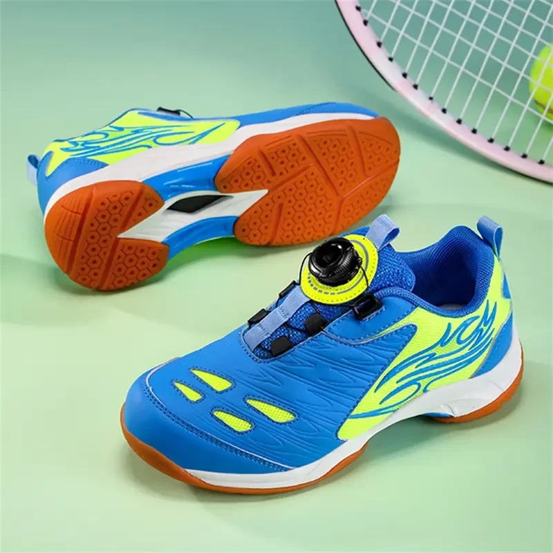 美克儿童羽毛球鞋女童男女孩训练轻便透气大童学生专业乒乓球鞋