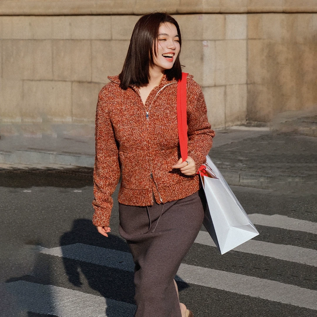 【折扣款】PLUSMALL 松针少女 软糯羊毛翻领双开拉链毛织开衫上衣