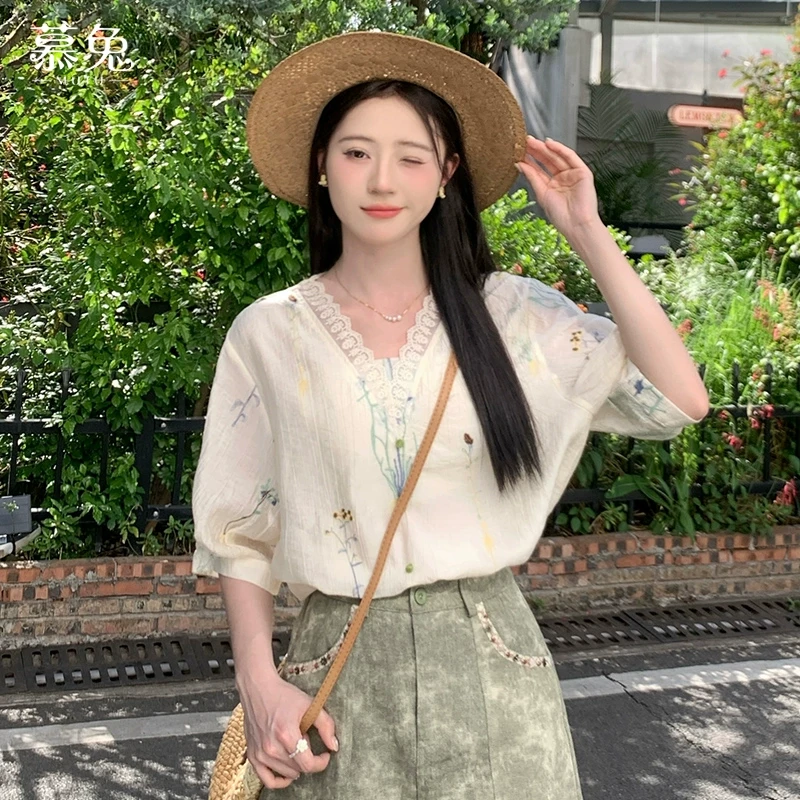 法式v领绣花短袖衬衫女2025夏季新款气质温柔风宽松休闲上衣