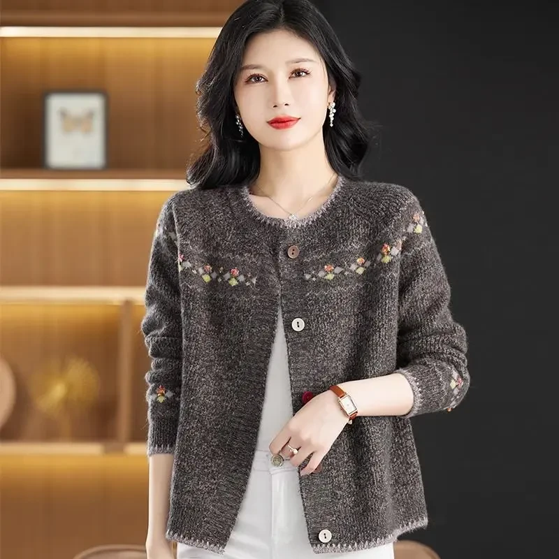春秋新款妈妈花纱针织女开衫宽松减龄毛衣外套短款针织外搭百搭