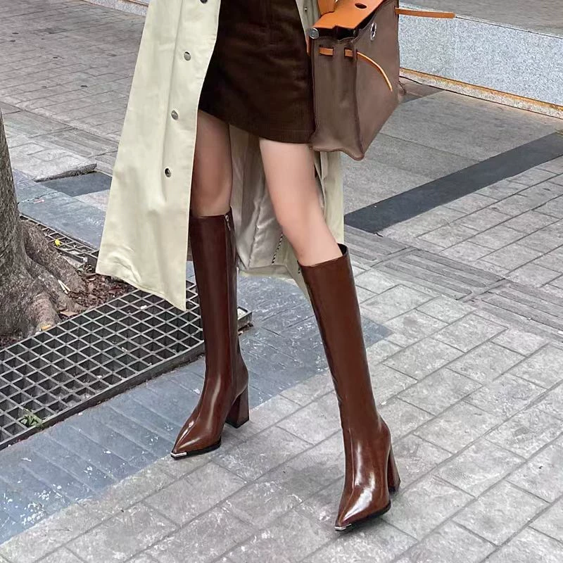 636 新款春秋真皮靴子女长筒靴尖头粗跟高跟骑士靴高筒靴棕色黑色