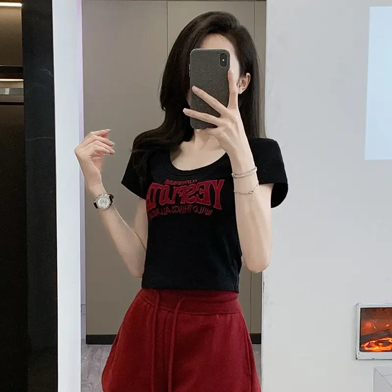 2025夏季新款刺绣字母甜辣短袖T恤女修身辣妹小个子短款正肩上衣
