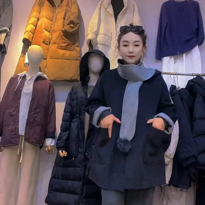 女款中长款双面羊绒大衣秋冬百搭带围巾毛球设计外套