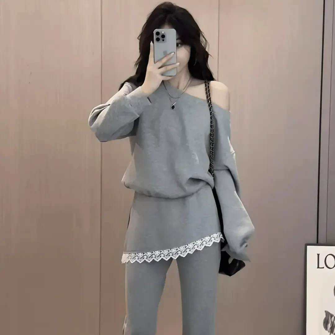 洋气露肩时尚套装女2025春季新款韩版开叉上衣+喇叭裤休闲两件套