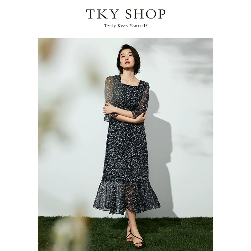 TKYSHOP名媛气质轻薄方领系带收腰碎花鱼尾A字连衣裙10H1YA02F105