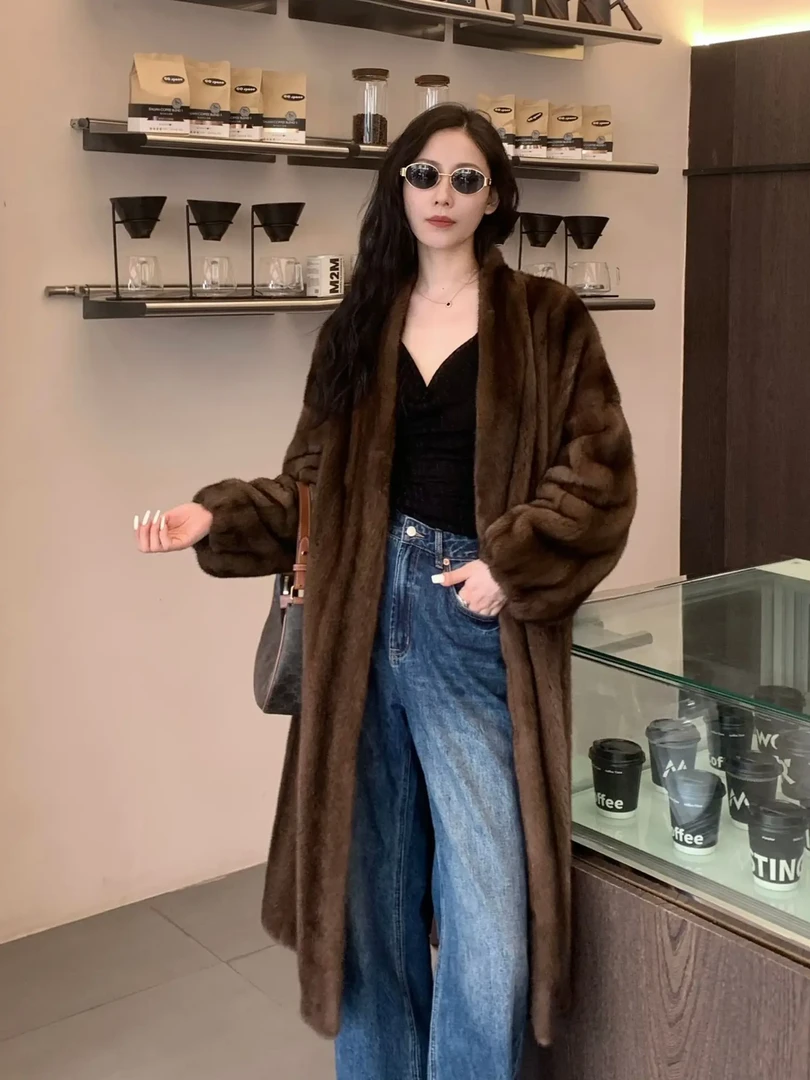 HeZhiX-2024新款大立翻领全抽刀进口丹麦水貂外套长款女士冬季