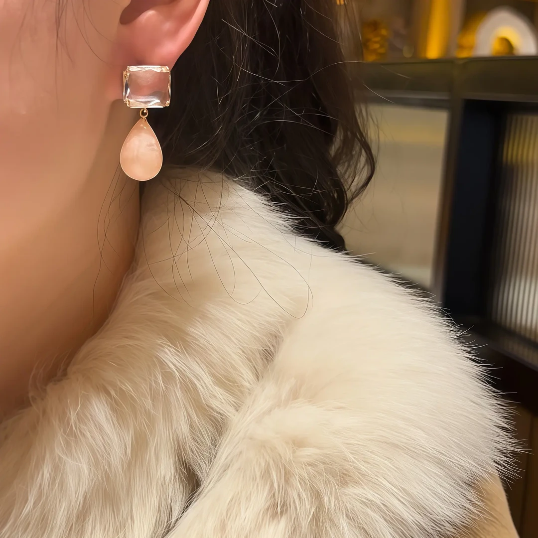 铜合金亚克力耳饰 方糖超闪温柔珠珠耳钉 高级感小众