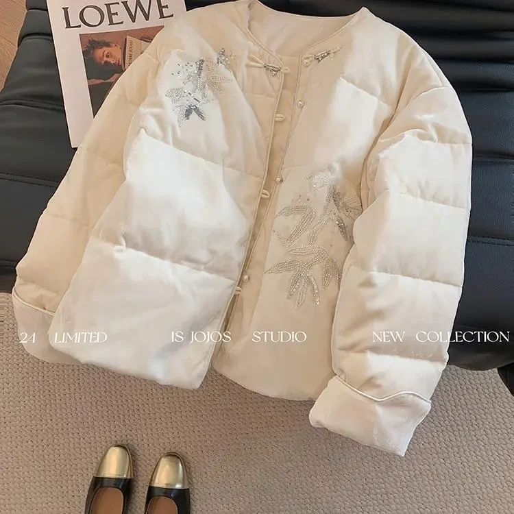 白色新中式钉珠重工棉服女冬季新款复古国风气质圆领棉衣外套女潮