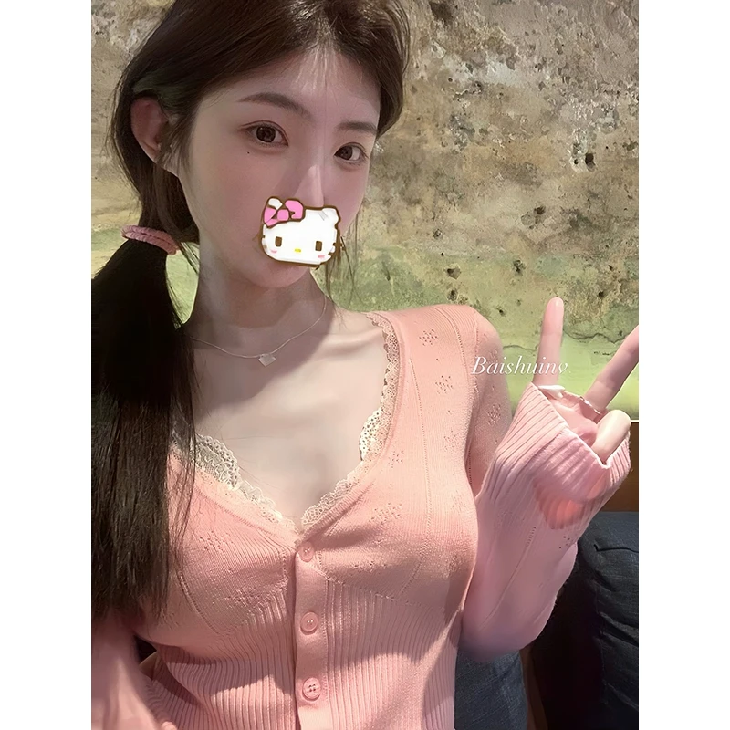 白水女花边V领针织开衫女春季修身显瘦气质长袖上衣 B50247986
