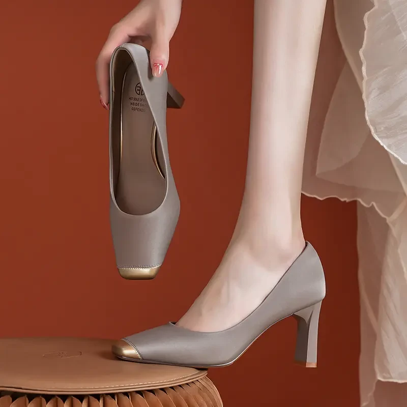 拼接方头高跟鞋女粗跟不累脚真软底职业工作单鞋2025新款