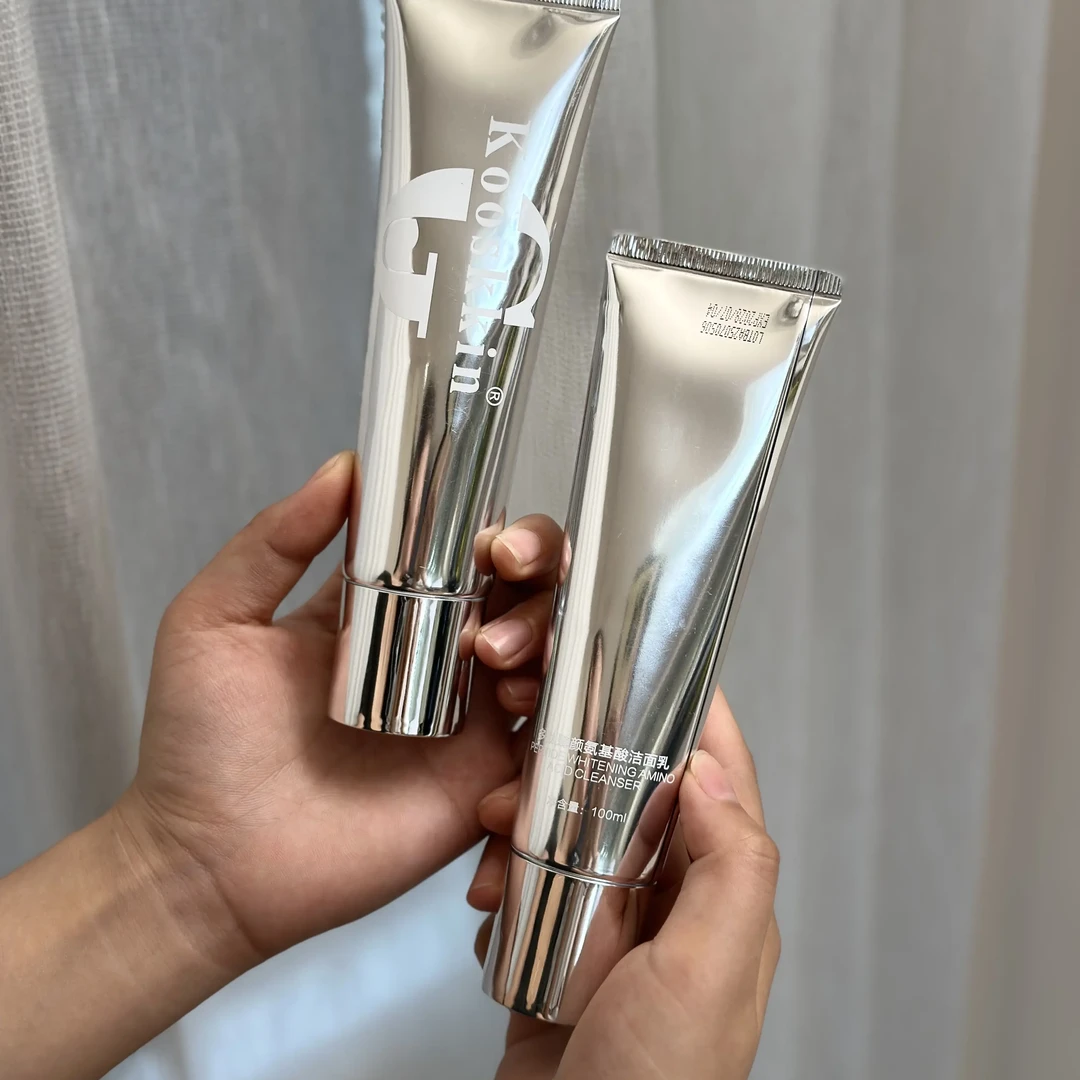 水感保湿多肽氨基酸紧致亮白焕亮洁面乳