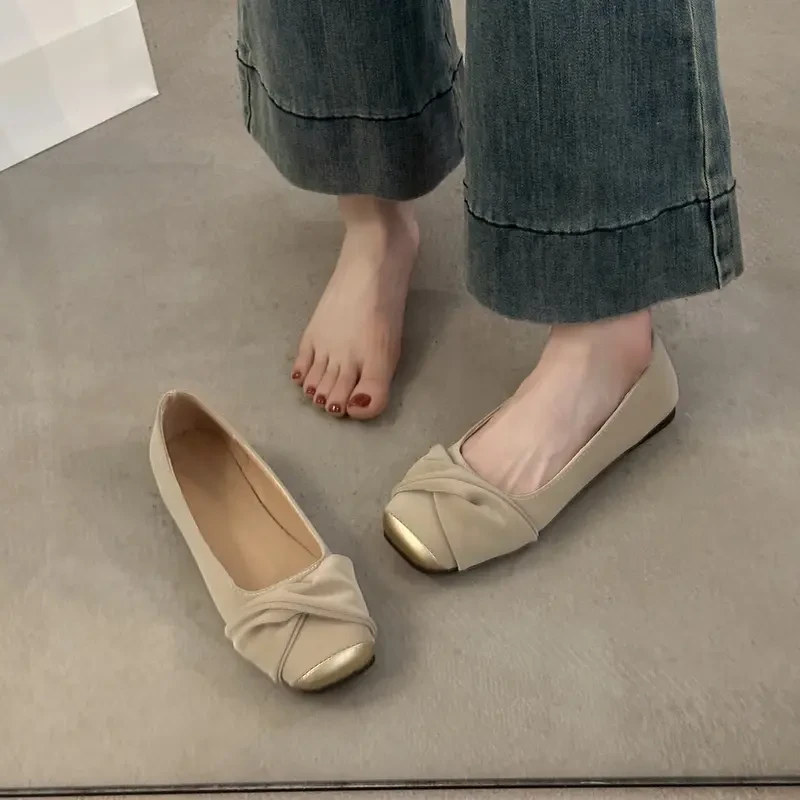 设计感方头平底低跟单鞋女2025年春秋爆款蝴蝶结配裙子气质奶奶鞋