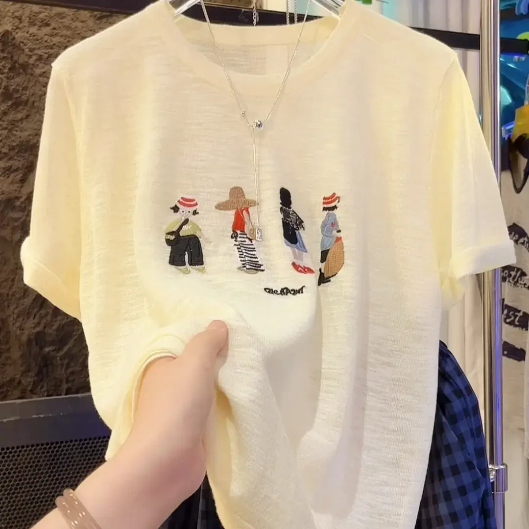 （现货+运费险）夏季新款雪花竹节麻四个女孩印花针织短袖时尚百搭