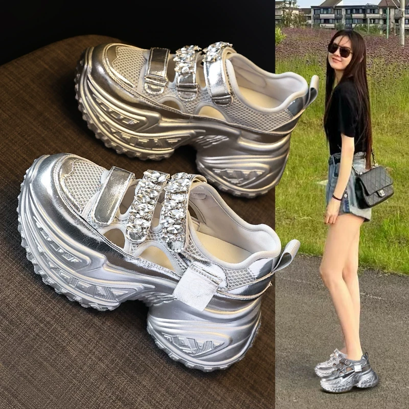 万达撤柜头层牛皮包头凉鞋女2024夏季洞洞镂空小白厚底内增高运动