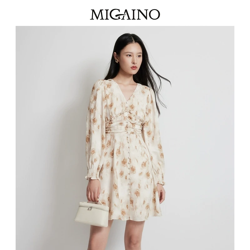 【曼娅奴】女装2025早春新款V领优雅美式显瘦印花茶歇连衣裙