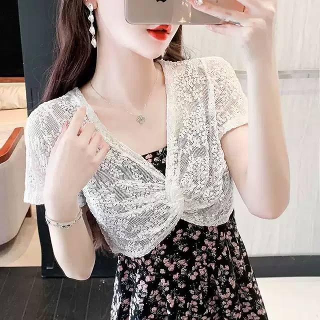 蕾丝短款小披肩夏季配吊带裙的外搭罩衫冰丝防晒短袖上衣薄款