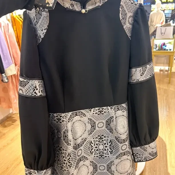 原创民族风格蒙古族服饰展现独特魅力