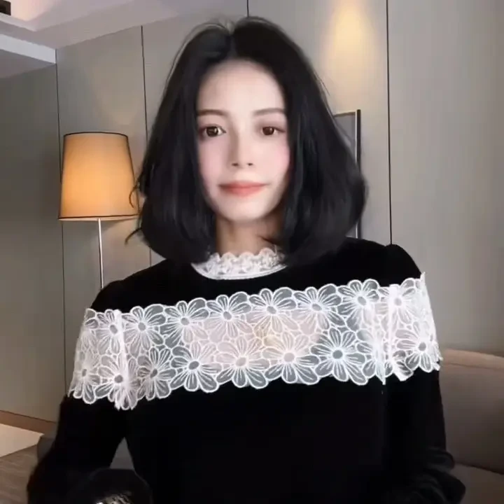 欧货金丝绒t恤女2025冬季新款灯笼袖设计感洋气微透性感打底衫潮