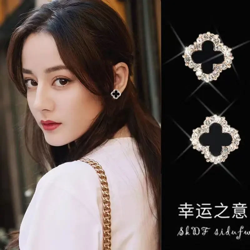 锌合金耳饰 甜美百搭四叶耳钉女气质百搭轻奢时尚个性简约ins耳饰