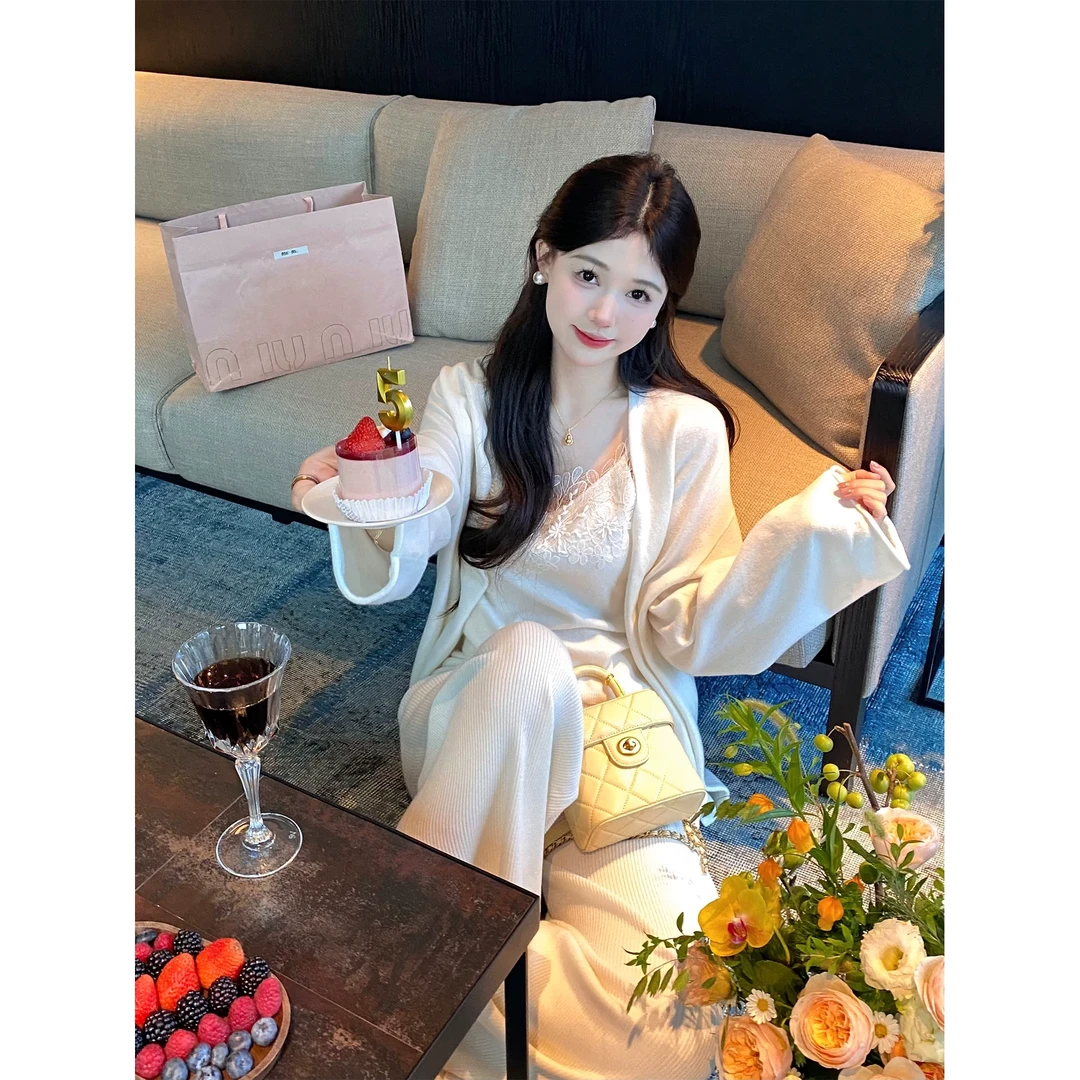 GA盈瓷 针织套装蕾丝吊带针织开衫阔腿裤三件套 25SS1135