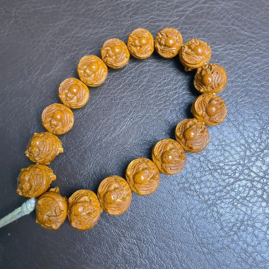 野生桃核雕刻金鱼文玩手串男女款 15mm左右