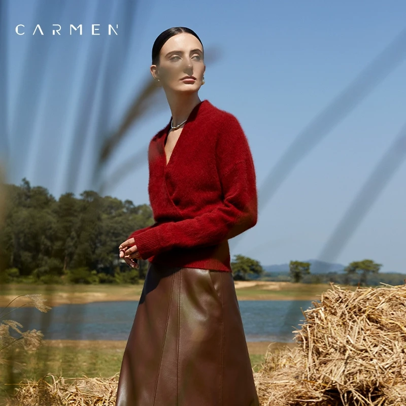Carmen高端大牌拉绒兔毛V领毛衣女2024冬新款气质收腰针织衫