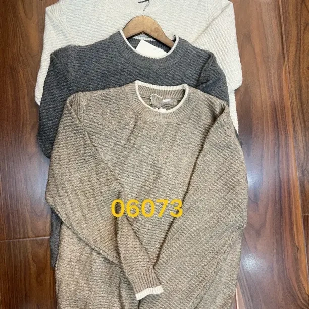 06073 bc 男士新款套头针织
