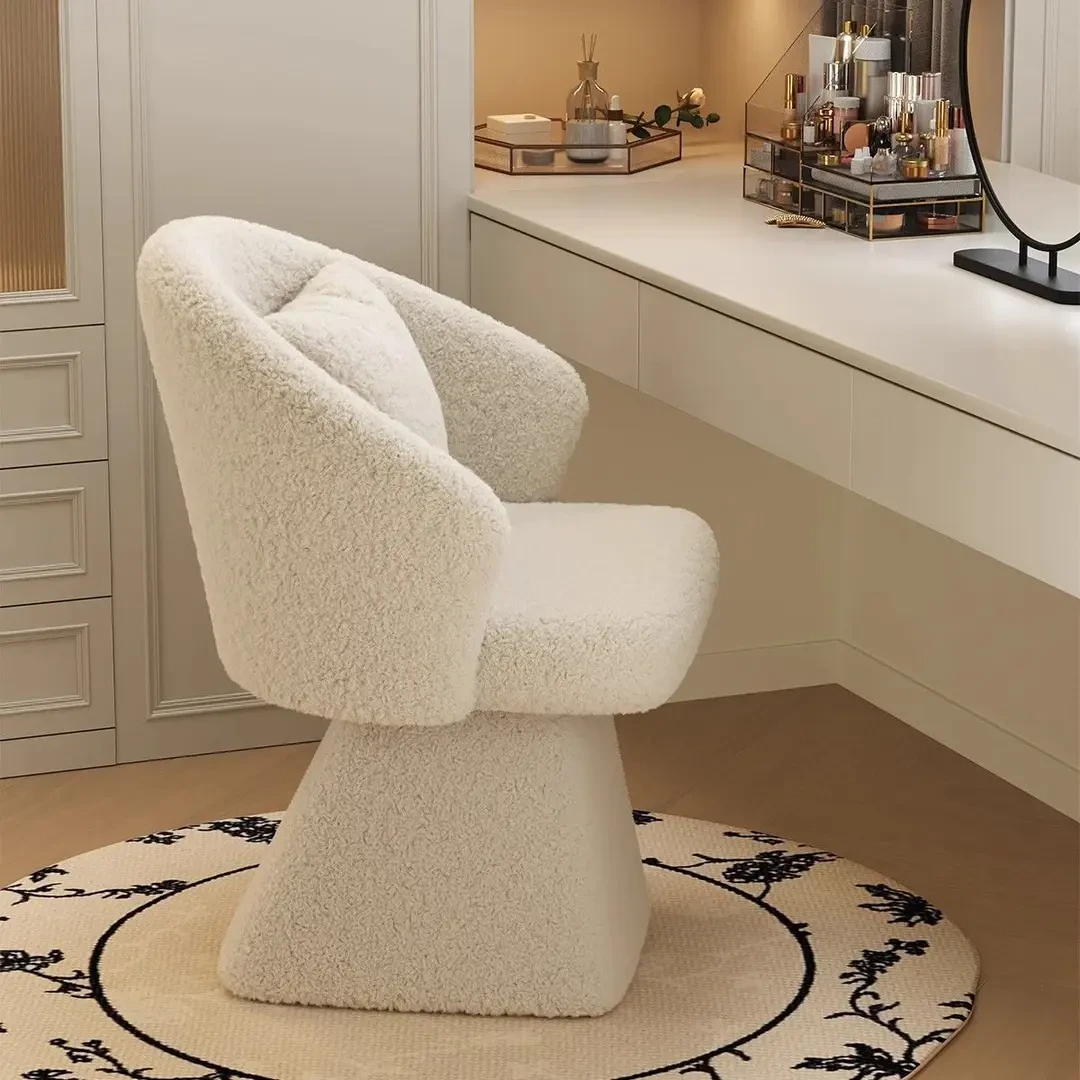 轻奢衣帽间卧室梳妆台旋转餐椅凳子蝴蝶高级化妆设计师法式梳妆凳